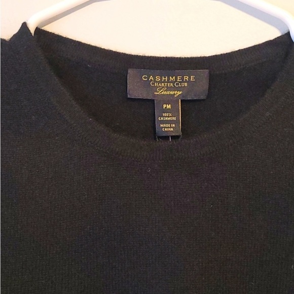 NWT 100% Cashmere Sweater Charter Club Luxury Petite Medium $140. Black - Picture 5 of 8
